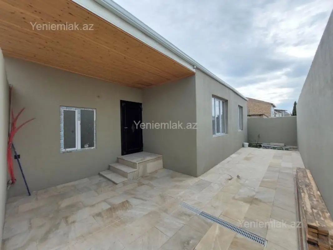 Satılır 3 otaqlı həyət evi 100 m²