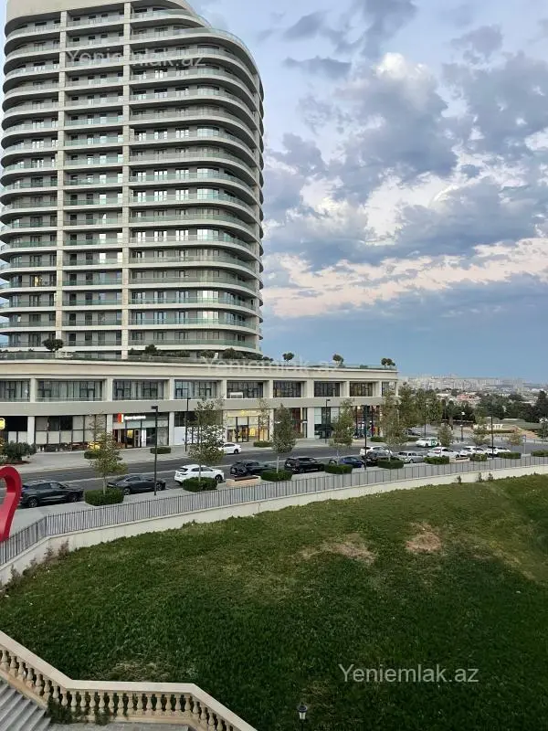Satılır 2 otaqlı yeni tikili 65 m²