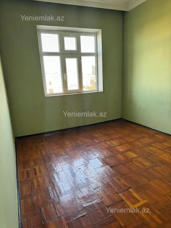 Satılır 3 otaqlı köhnə tikili 68 m²