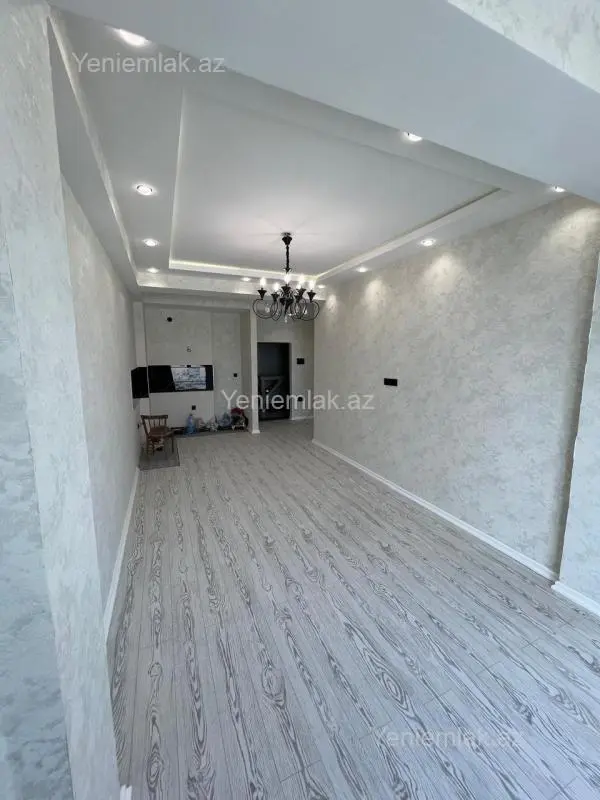 Satılır 2 otaqlı yeni tikili 60 m²