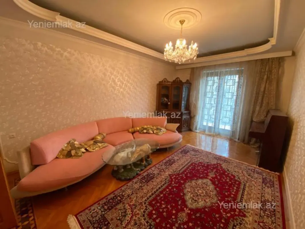 Satılır 3 otaqlı köhnə tikili 92 m²