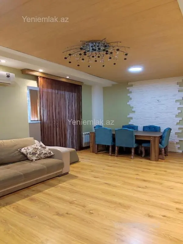 Satılır 2 otaqlı köhnə tikili 45 m²