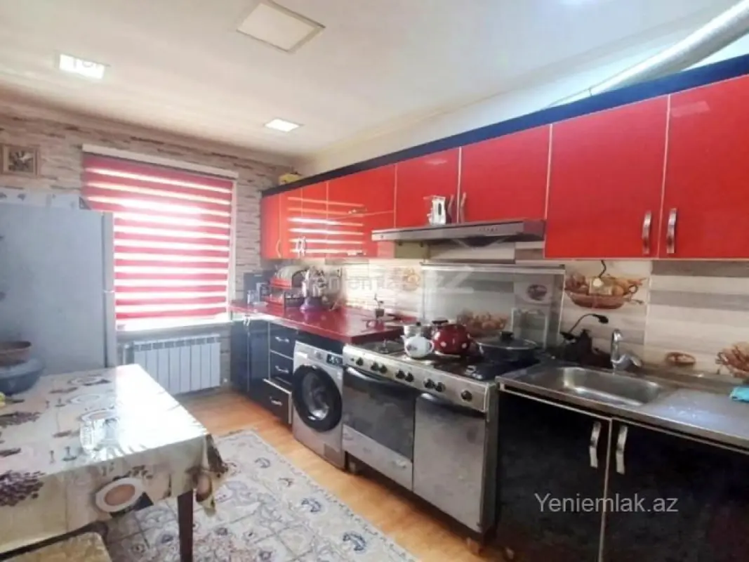 Satılır 3 otaqlı köhnə tikili 70 m²