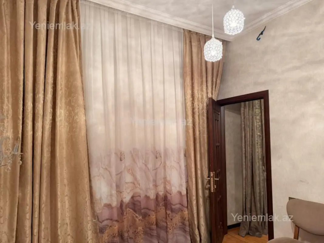 Satılır 3 otaqlı yeni tikili 68 m²