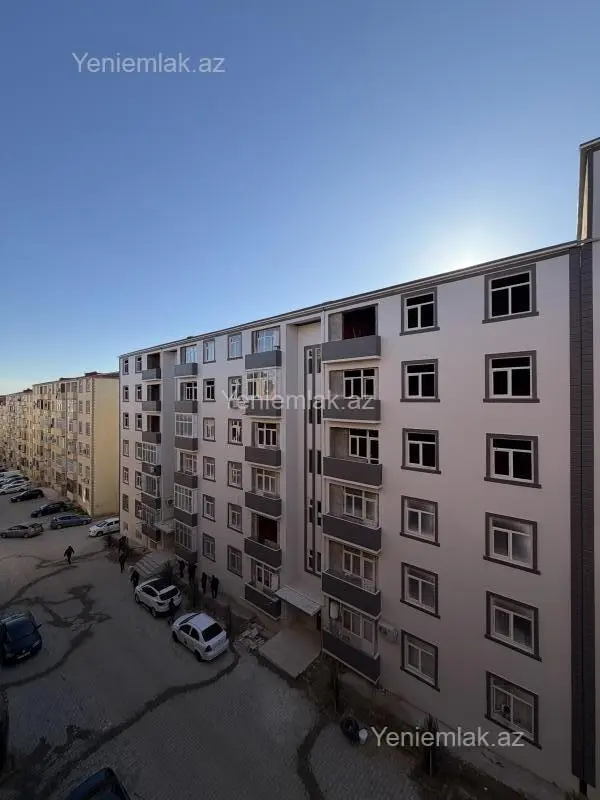 Satılır 2 otaqlı yeni tikili 68 m²