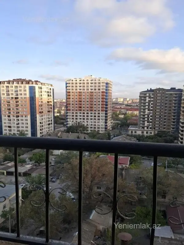 Satılır 2 otaqlı yeni tikili 85 m²