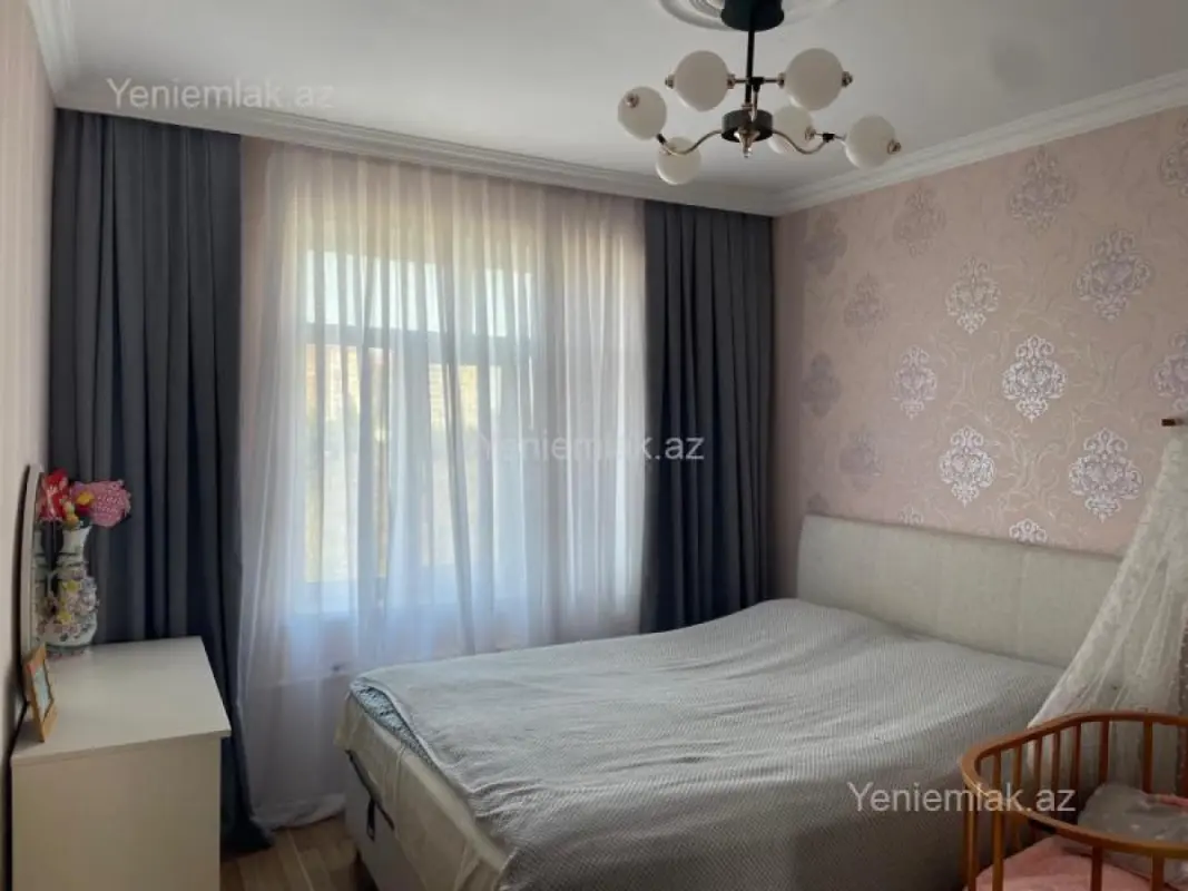 Satılır 3 otaqlı köhnə tikili 85 m²