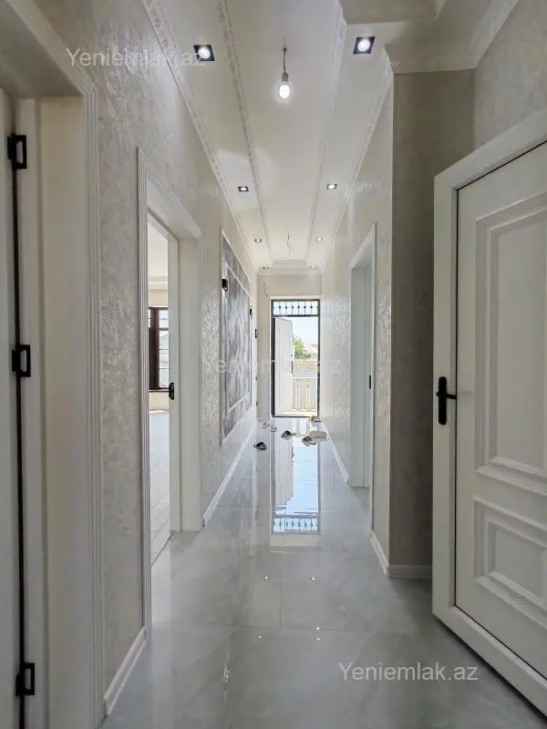 Satılır 2 otaqlı yeni tikili 60 m²