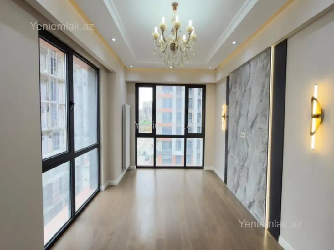 Satılır 3 otaqlı yeni tikili 84 m²