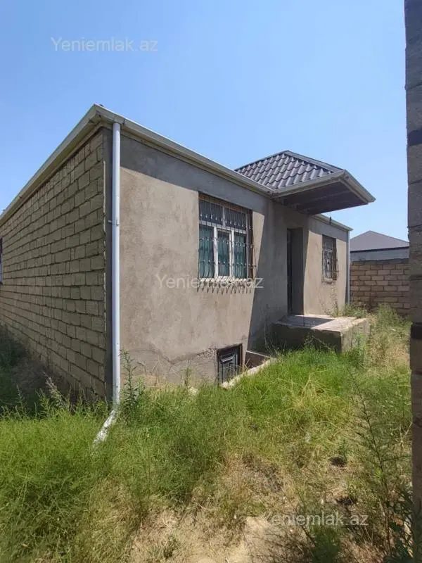 Satılır 3 otaqlı həyət evi 105 m²