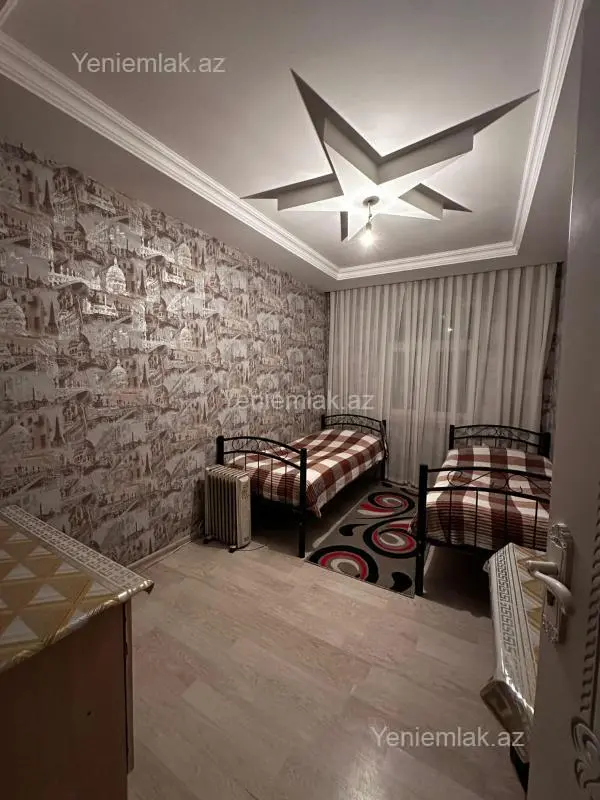 Satılır 5 otaqlı köhnə tikili 105 m²