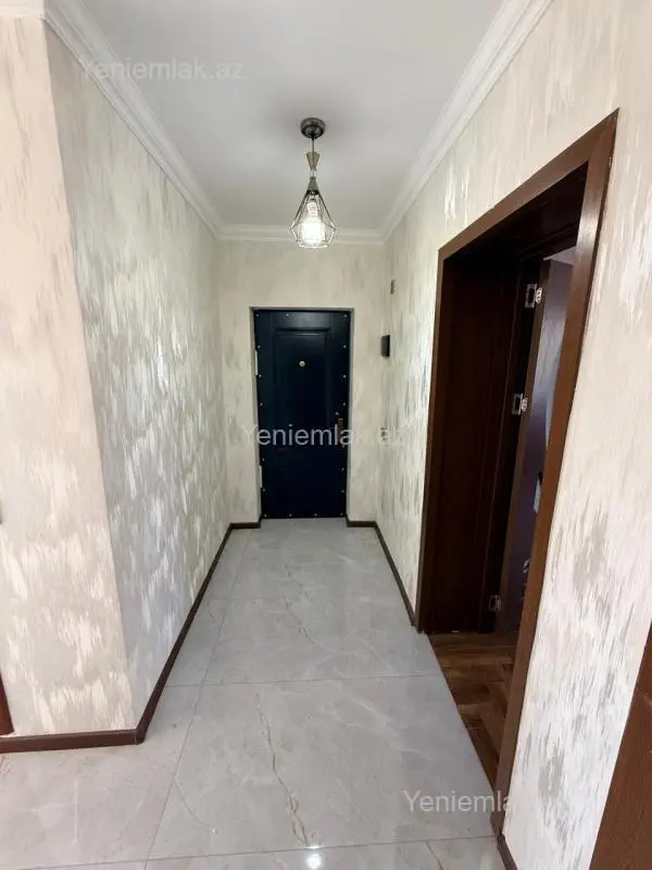 Satılır 3 otaqlı köhnə tikili 75 m²