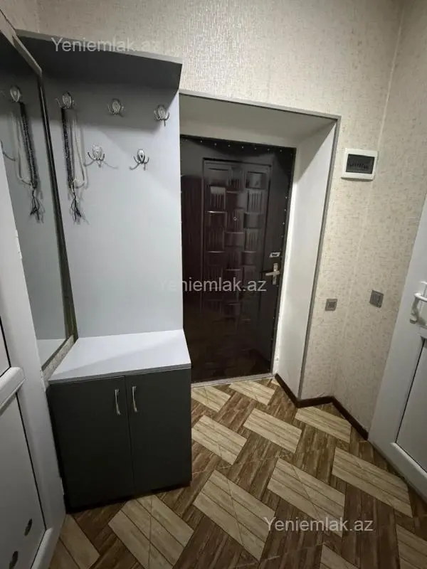 Satılır 2 otaqlı köhnə tikili 45 m²