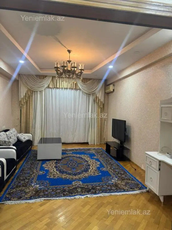 Satılır 3 otaqlı yeni tikili 150 m²