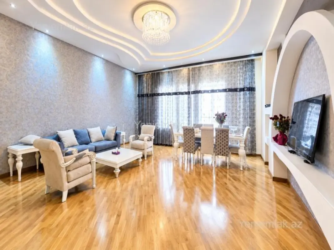 Satılır 3 otaqlı yeni tikili 165 m²