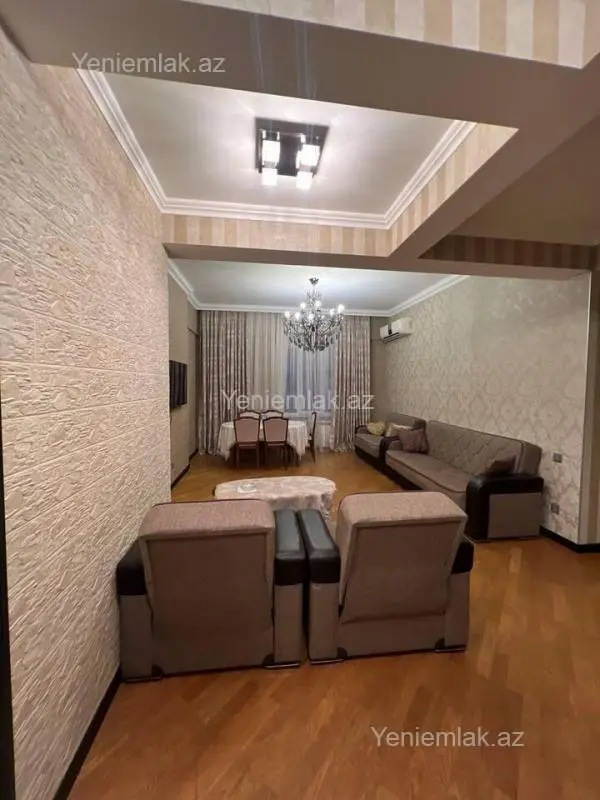 Satılır 3 otaqlı yeni tikili 100 m²