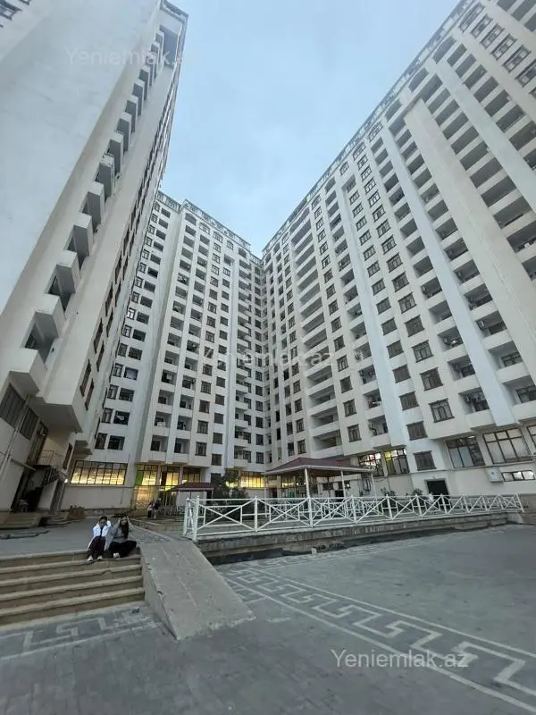 Satılır 2 otaqlı yeni tikili 65 m²