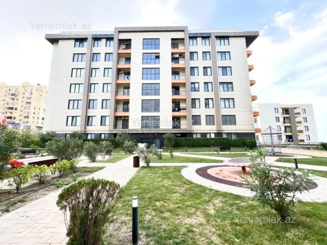 Satılır 2 otaqlı yeni tikili 80 m²