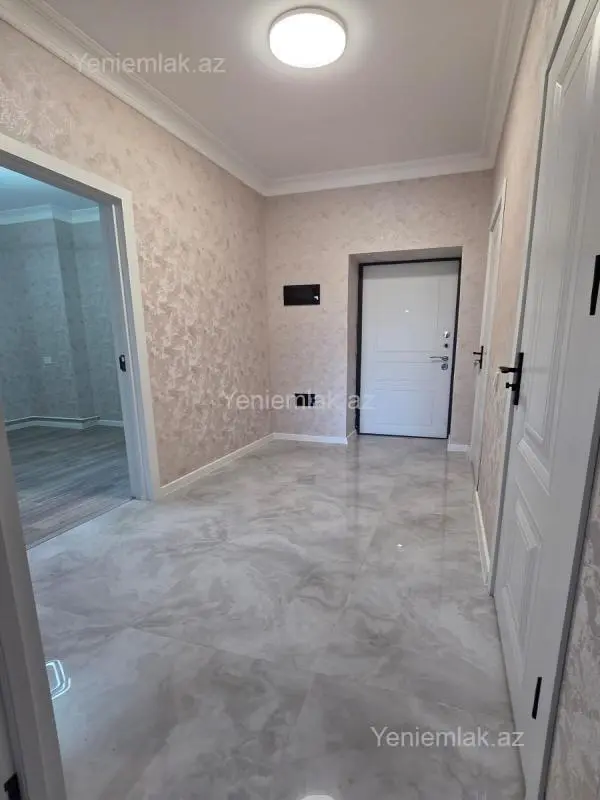 Satılır 2 otaqlı köhnə tikili 65 m²