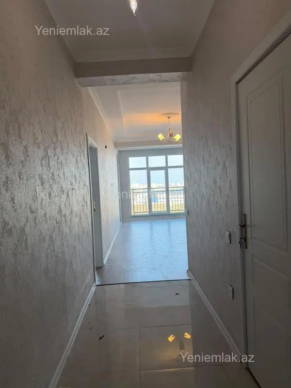 Satılır 2 otaqlı yeni tikili 66 m²