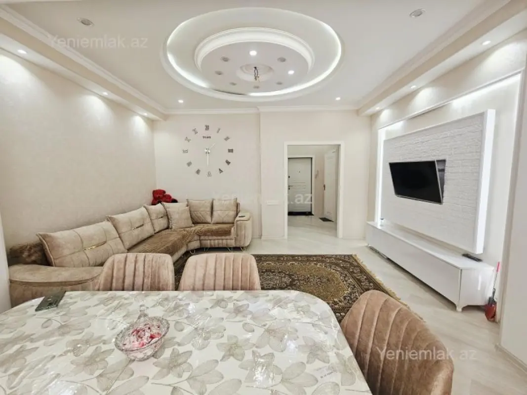 Satılır 3 otaqlı yeni tikili 65 m²