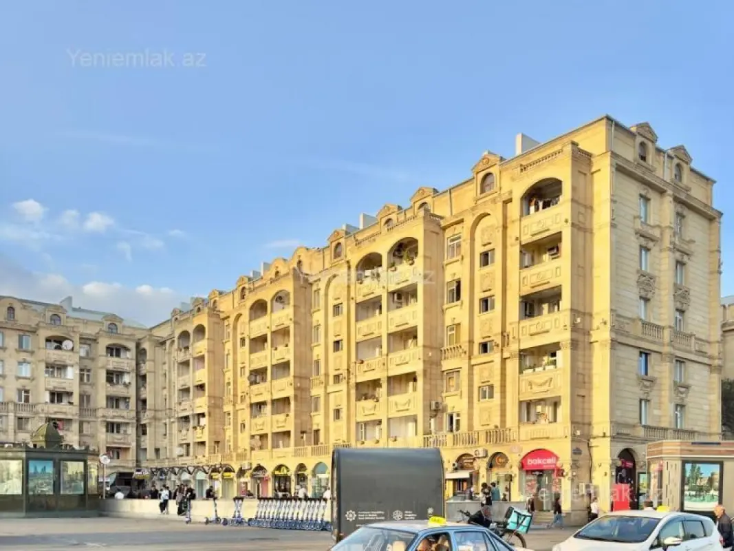 Satılır 2 otaqlı köhnə tikili 40 m²