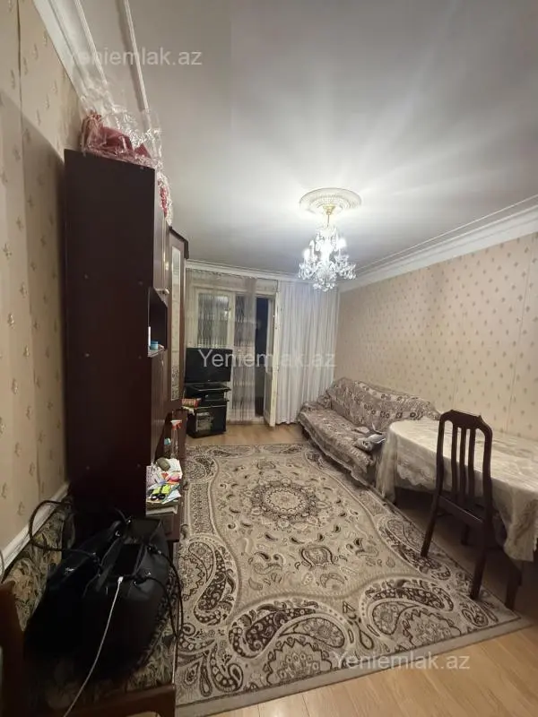 Satılır 3 otaqlı köhnə tikili 65 m²