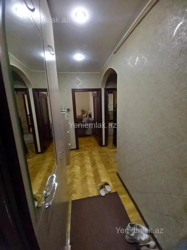 Satılır 3 otaqlı köhnə tikili 80.7 m²