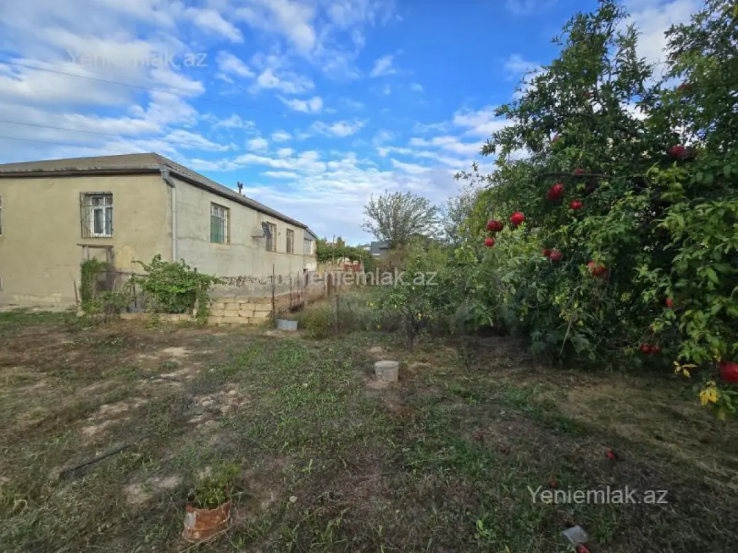 Satılır 4 otaqlı həyət evi 150 m²