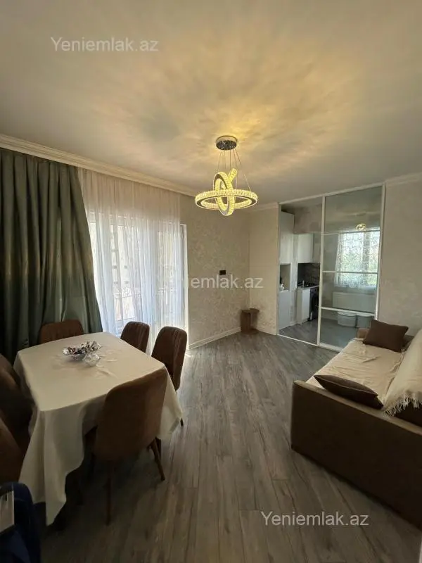 Satılır 2 otaqlı köhnə tikili 50 m²