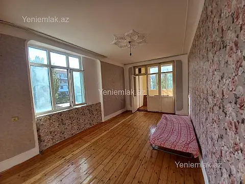 Satılır 1 otaqlı köhnə tikili 37 m² — Sumqayıt, 9-cu mikrorayon 1 otaq 37.00 m²