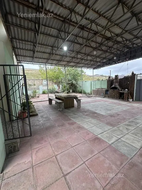 Satılır 3 otaqlı həyət evi 77 m²