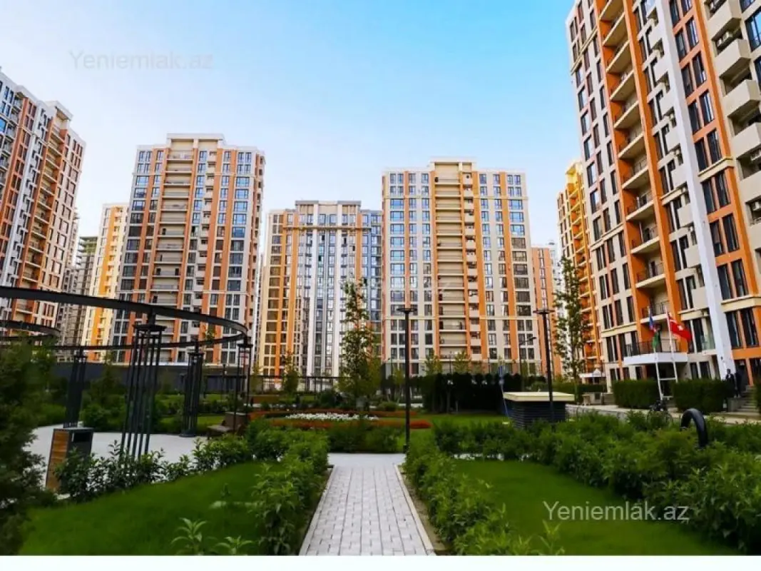 Satılır 3 otaqlı yeni tikili 90 m²