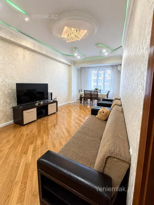 Satılır 2 otaqlı yeni tikili 100 m²