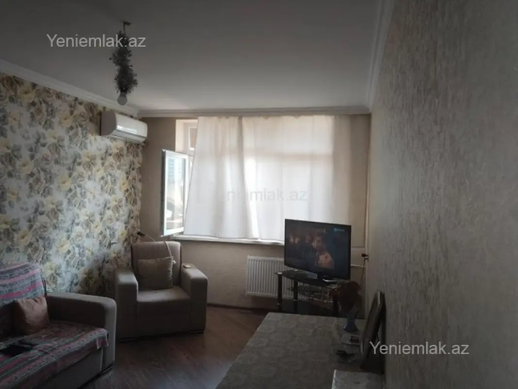 Satılır 3 otaqlı köhnə tikili 80 m²