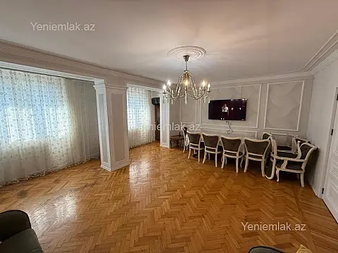 Satılır 3 otaqlı köhnə tikili 65 m² — Bakı, Nizami 3 otaq 65.00 m²