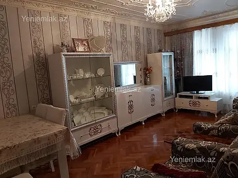 Satılır 3 otaqlı köhnə tikili 74 m² — Bakı, Xətai 3 otaq 74.00 m²