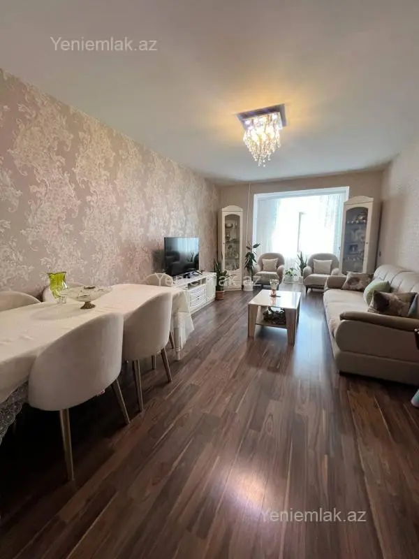 Satılır 3 otaqlı köhnə tikili 85 m²