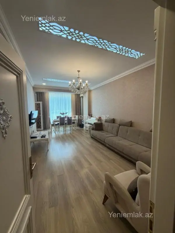 Satılır 4 otaqlı yeni tikili 98 m²