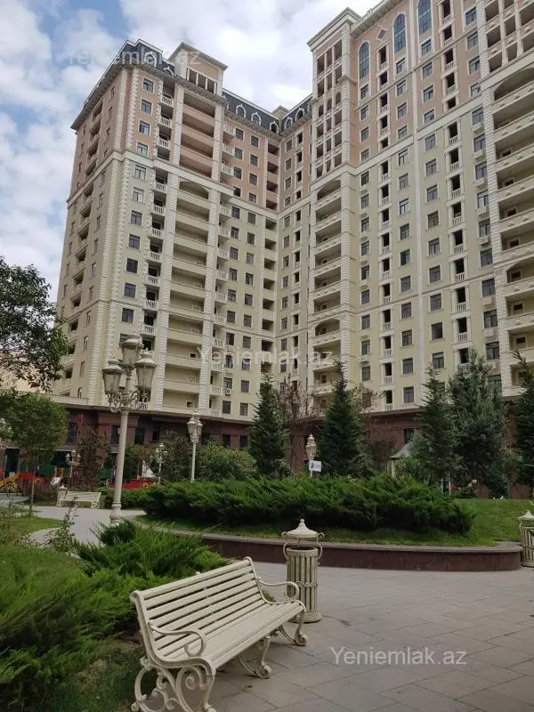 Satılır 2 otaqlı yeni tikili 68 m²