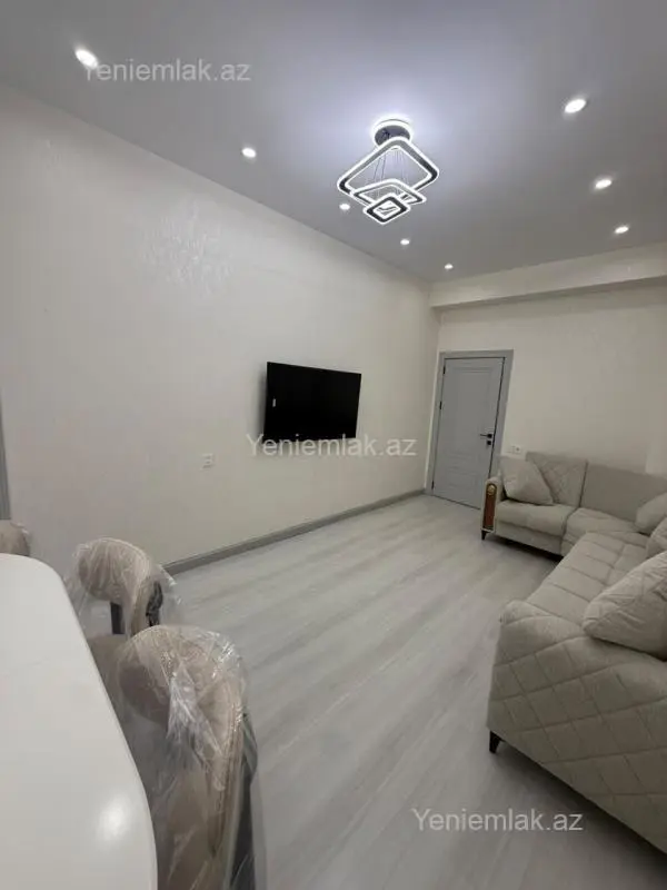 Satılır 3 otaqlı yeni tikili 84 m²