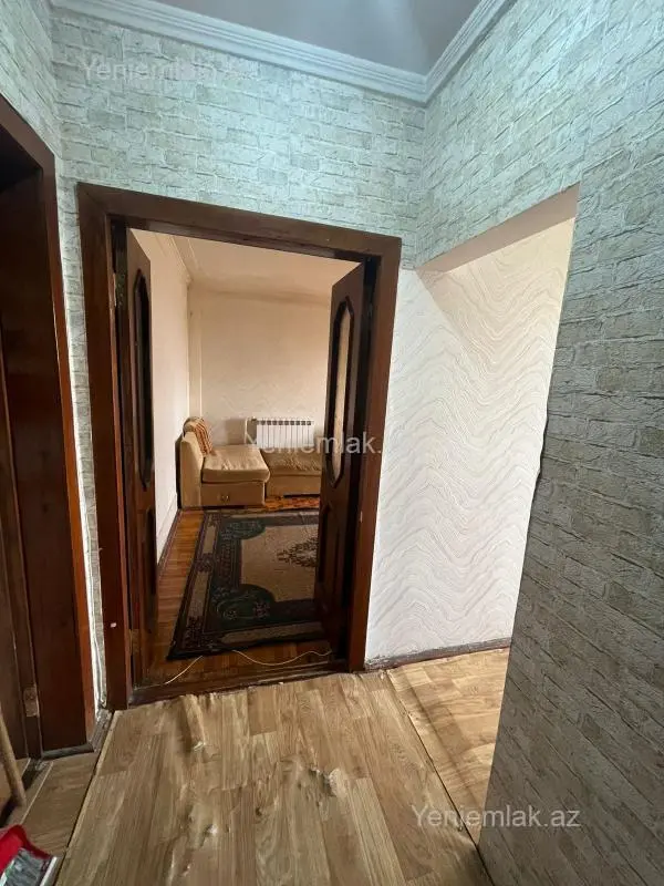 Satılır 1 otaqlı köhnə tikili 31 m²