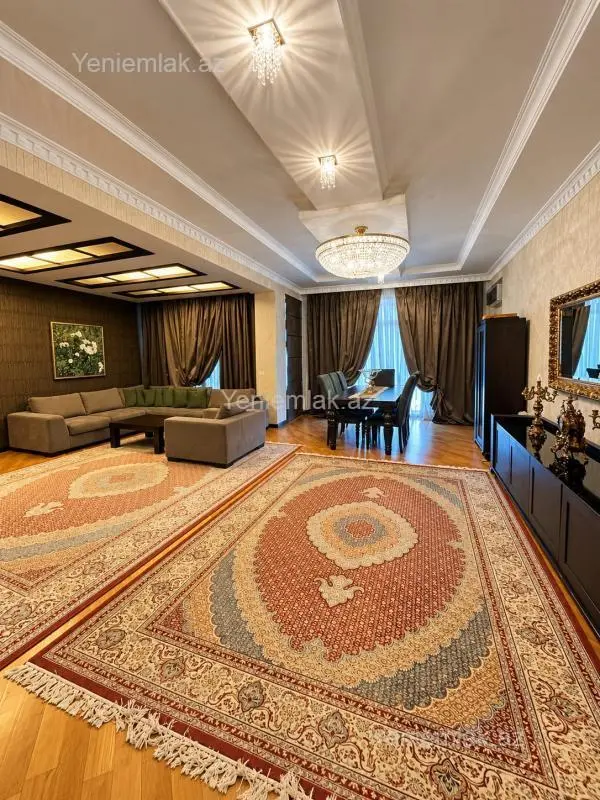 Satılır 3 otaqlı yeni tikili 160 m²