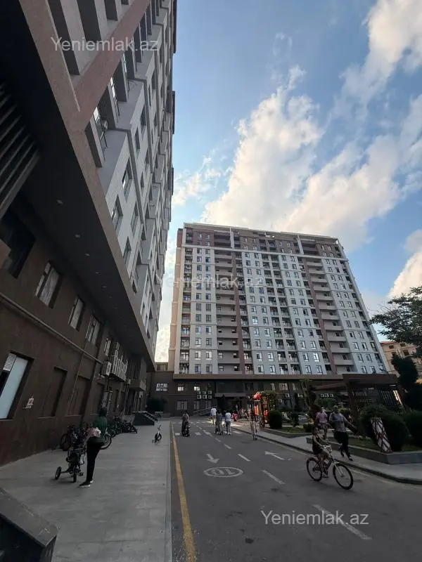 Satılır 3 otaqlı yeni tikili 127 m²