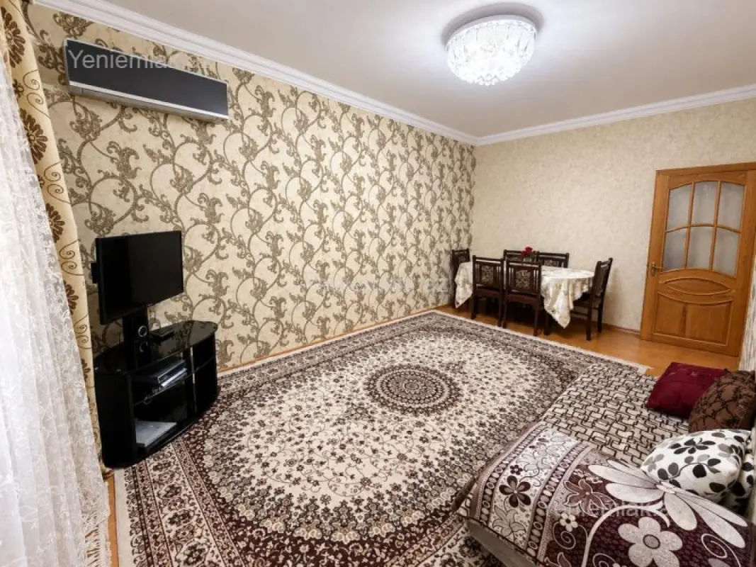 Satılır 3 otaqlı köhnə tikili 60 m²