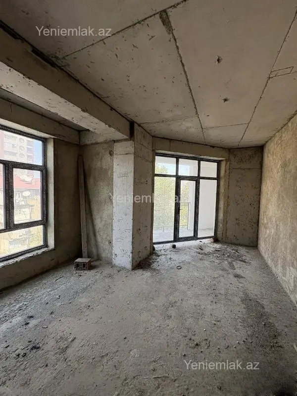 Satılır 3 otaqlı yeni tikili 117 m²