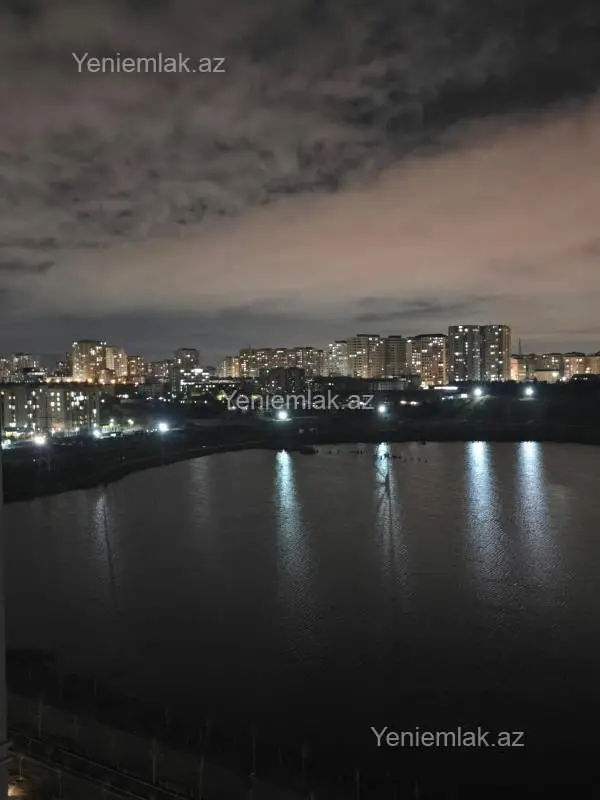 Satılır 3 otaqlı yeni tikili 85 m²