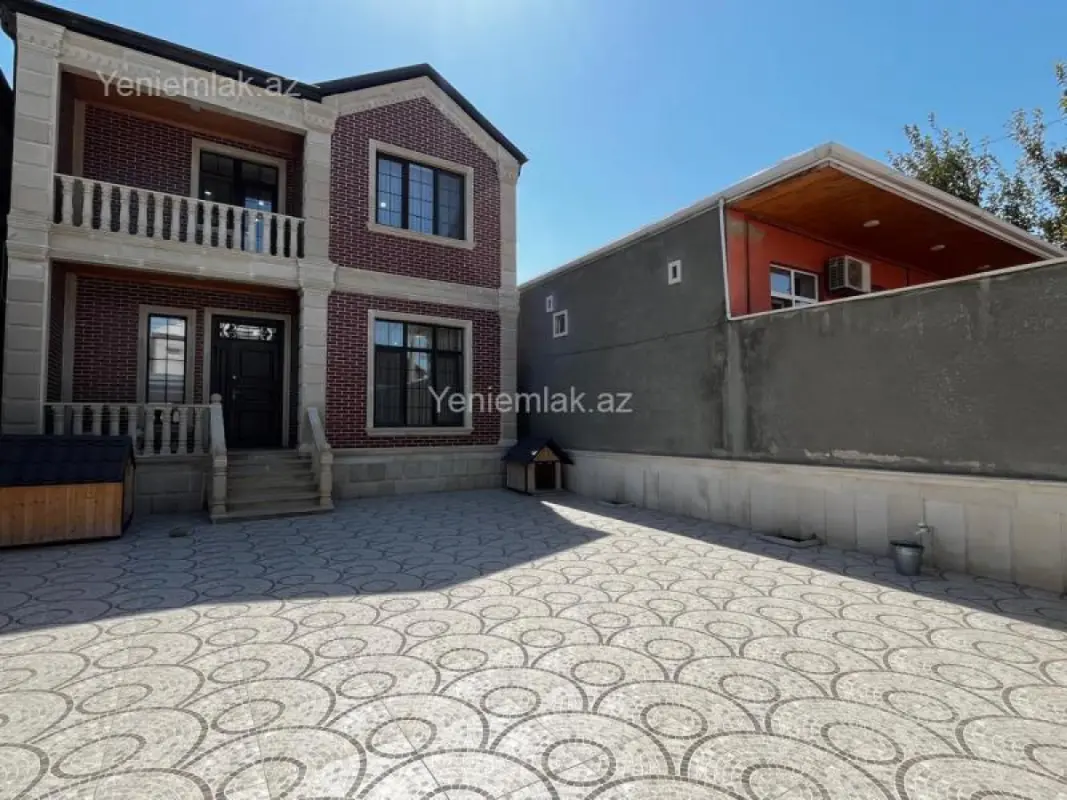 Satılır 6 otaqlı həyət evi 200 m²