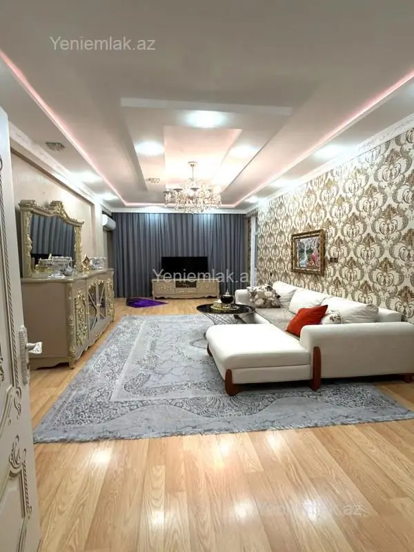 Satılır 3 otaqlı yeni tikili 160 m²