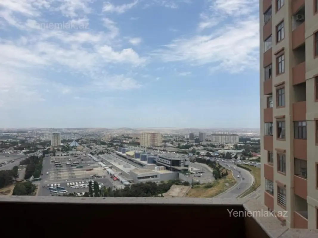 Satılır 3 otaqlı yeni tikili 160 m²